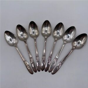 Oneida SL & GH Rogers Silverplate 1948 PRESENTATION Seven (7 ) 6” Teaspoons